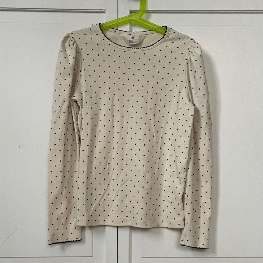 H&M Cream Top with Black Dots |‎ New